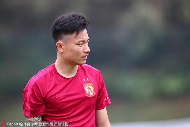 同时，这两个家庭亲和力强，家庭氛围好，且都有三代人，家庭成员之间的情感交流，为影片增添了色彩”导演刘帼轶说。